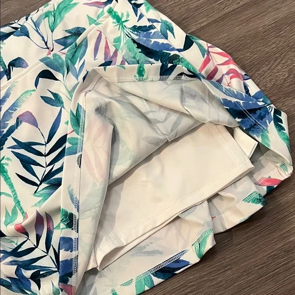 Tommy Bahama Multicolor Tropical Print Skort - Picture 6 of 7